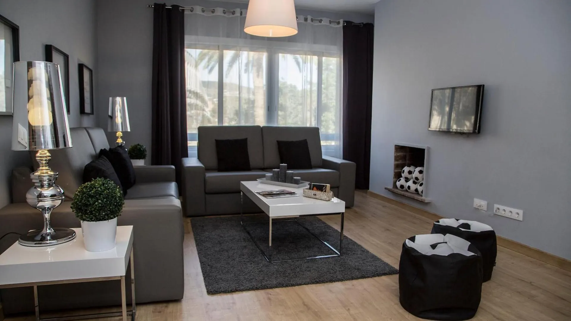 Alcam Camp Nou Stadium Big Apartments Barcelona Španělsko